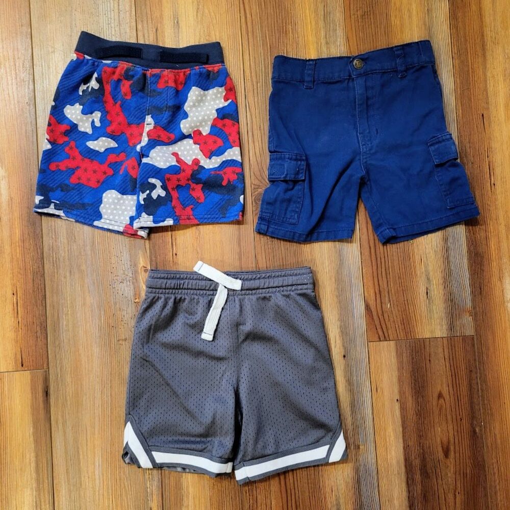 Boys 2T Shorts Lot - 7 Pairs Toddler Spring Summer Bottoms Carters Old Navy More - Picture 3 of 5